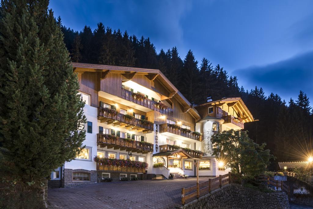 Hotel La Pineta Selva di Val Gardena Dış mekan fotoğraf